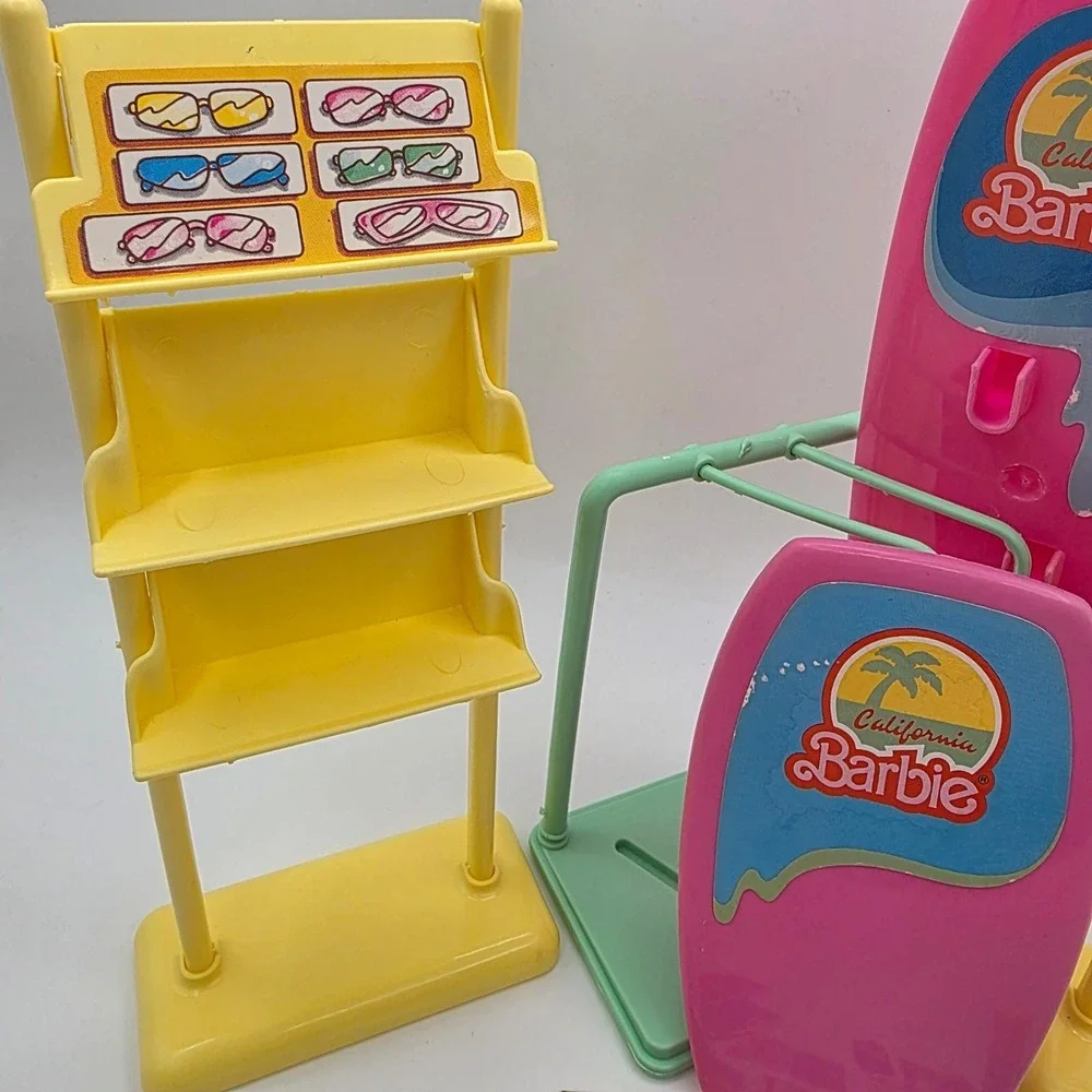 Vintage Mattel 1987 California Barbie Beach Surfboard Accessories Lot 4461-2128